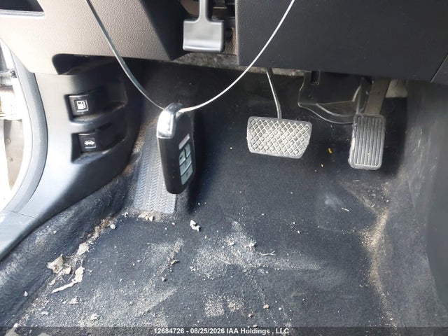 Honda CR-V LX 2019 2HKRW2H22KH150348 Image 11