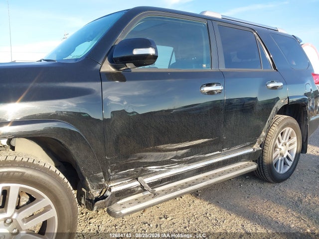 12684743 :رقم المزاد ، JTEBU5JR8B5060570 vin ، 2011 Toyota 4runner Sr5/limited/trail مزاد بيع