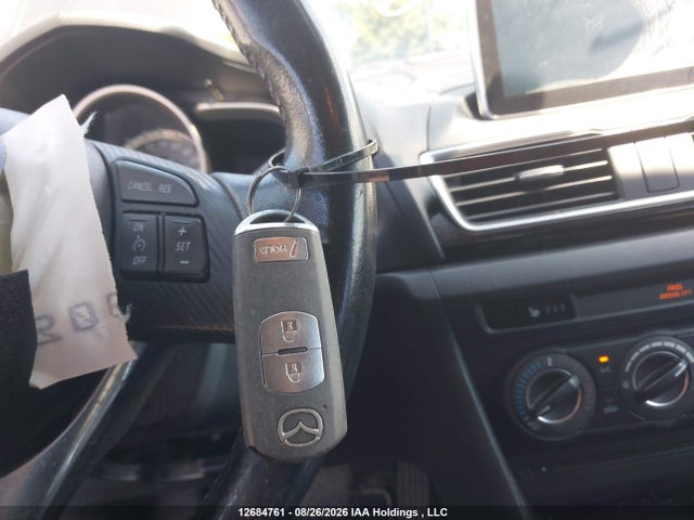 JM1BM1L70E1102217 Mazda 3 TOURING