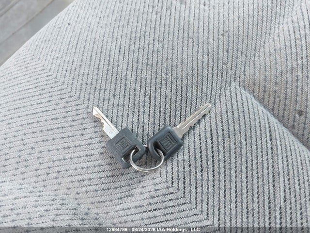 1998 Chevrolet Gmt-400 C1500 მანქანა იყიდება აუქციონზე, vin: 2GCEC19R0W1242059, აუქციონის ნომერი: 12684786