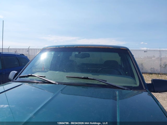 1998 Chevrolet Gmt-400 C1500 მანქანა იყიდება აუქციონზე, vin: 2GCEC19R0W1242059, აუქციონის ნომერი: 12684786