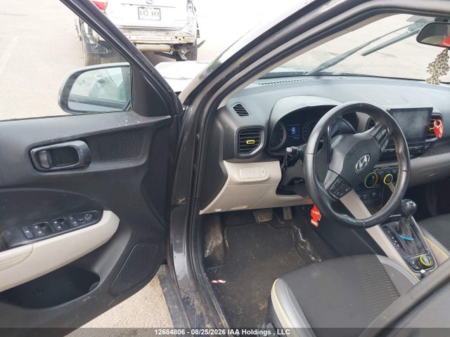 KMHRC8A35MU100059 Hyundai Venue Sel/denim
