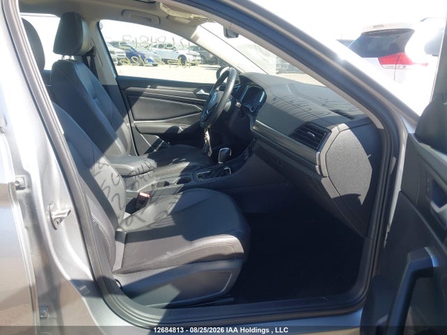 3VWE57BUXKM214815 Volkswagen Jetta 1.4 Tsi Highline