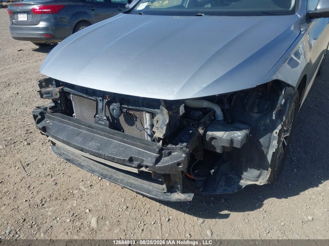 3VWE57BUXKM214815 Volkswagen Jetta 1.4 Tsi Highline