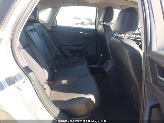 3VWE57BUXKM214815 Volkswagen Jetta 1.4 Tsi Highline