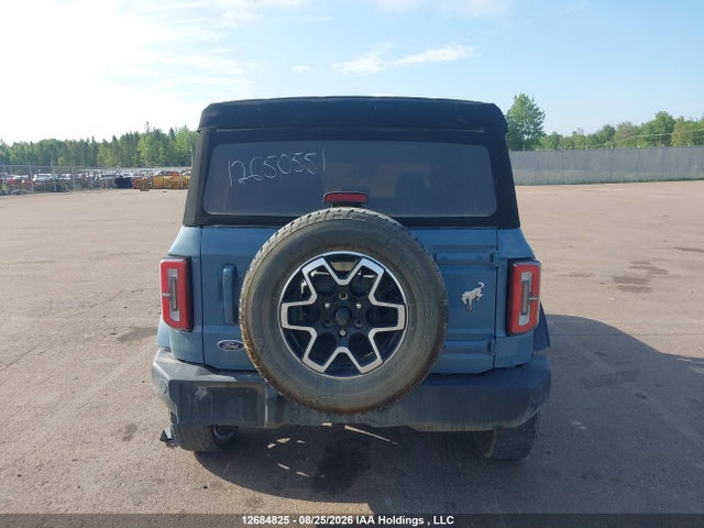Продаж на аукціоні авто 2022 Ford Bronco Outer Banks, vin: 1FMDE5BH9NLA74473, номер лоту: 12684825