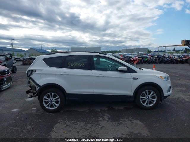 Продаж на аукціоні авто 2017 Ford Escape Se, vin: 1FMCU9GD6HUA71248, номер лоту: 12684828