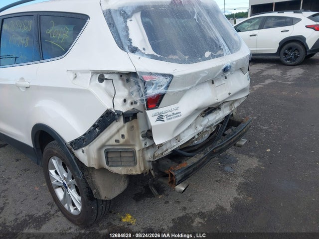 Продаж на аукціоні авто 2017 Ford Escape Se, vin: 1FMCU9GD6HUA71248, номер лоту: 12684828