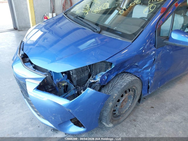 VNKKTUD33KA105910 Toyota YARIS LE