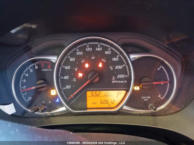 VNKKTUD33KA105910 Toyota YARIS LE