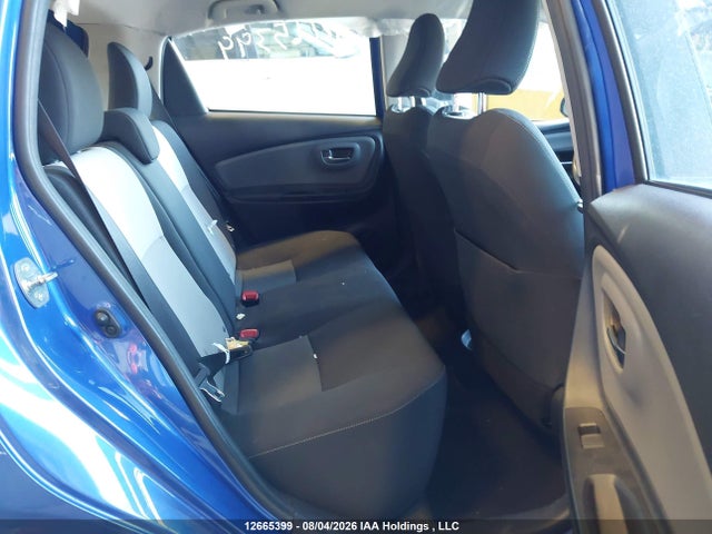 VNKKTUD33KA105910 Toyota YARIS LE