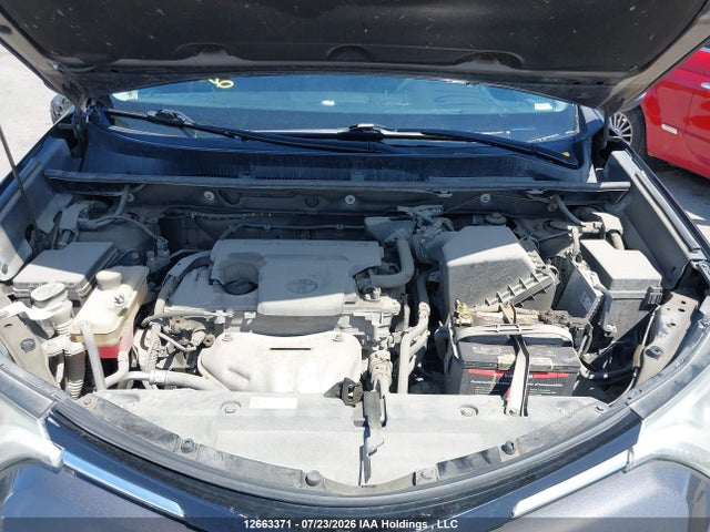 Toyota RAV4 LE 2017 2T3ZFREV2HW360165 Image 9