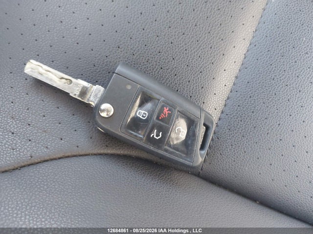 3VW117AU6FM077535 Volkswagen Golf 1.8 Tsi Comfortline/1.8 Tsi Highline/1.8 Tsi Trendline