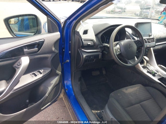 JA4ATUAA9NZ602595 Mitsubishi Eclipse Cross Es