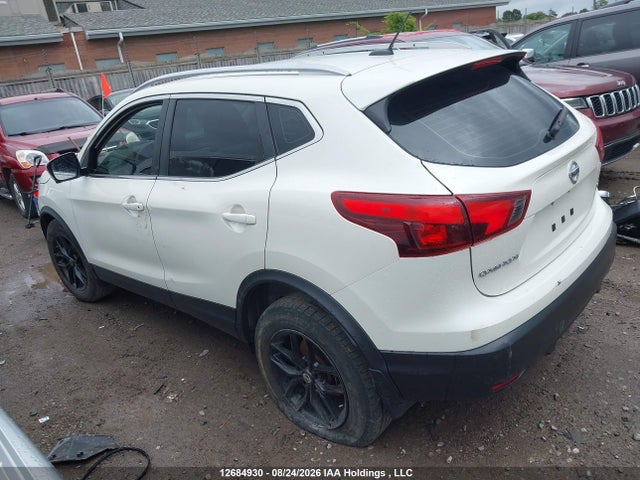 2017 Nissan Qashqai S/sl/sv მანქანა იყიდება აუქციონზე, vin: JN1BJ1CR5HW118949, აუქციონის ნომერი: 12684930