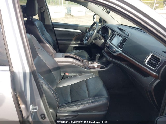 5TDJKRFH5FS224239 Toyota Highlander Xle