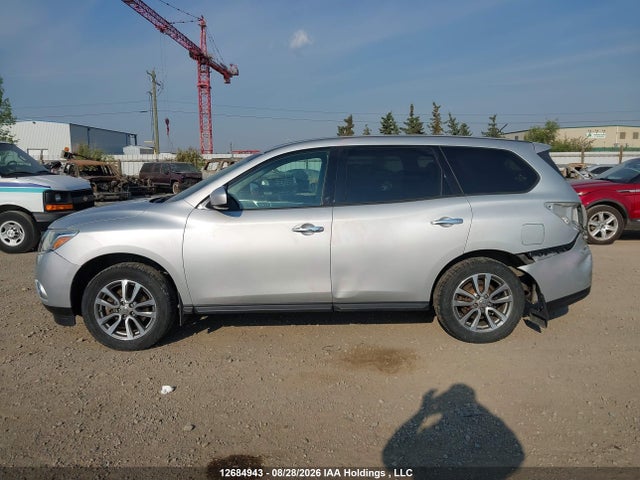 2015 Nissan Pathfinder S/sv/sl/platinum მანქანა იყიდება აუქციონზე, vin: 5N1AR2MM6FC693470, აუქციონის ნომერი: 12684943
