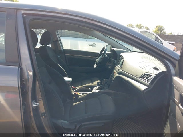 Продажа на аукционе авто 2018 Hyundai Elantra Gl, vin: KMHD84LF9JU493703, номер лота: 12684951