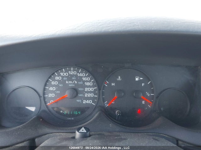 2000 Chrysler Neon Le მანქანა იყიდება აუქციონზე, vin: 1C3ES46C7YD802921, აუქციონის ნომერი: 12684973
