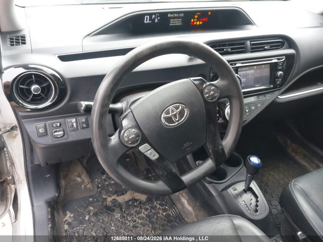 JTDKDTB36H1596274 Toyota Prius C Technology