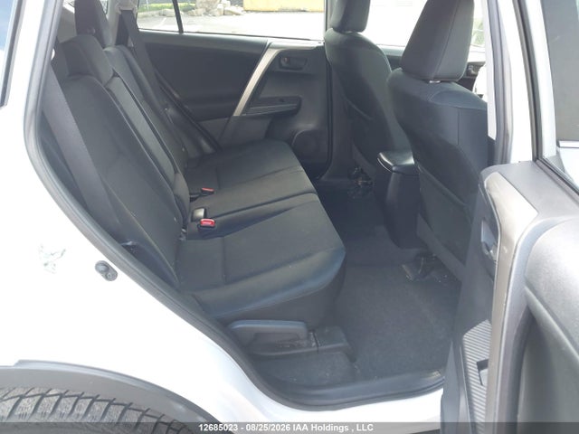 Toyota RAV4 LE 2015 2T3ZFREV3FW149988 Image 8