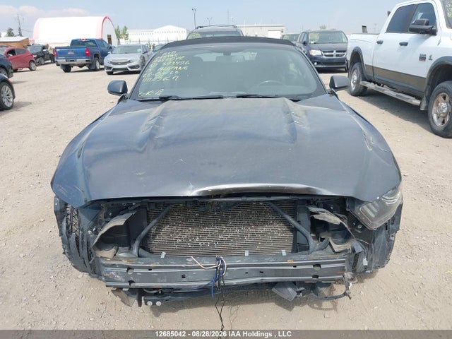 12685042 :رقم المزاد ، 1FATP8UHXF5393496 vin ، 2015 Ford Mustang مزاد بيع