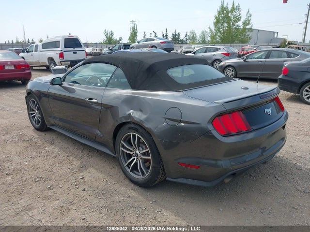 12685042 :رقم المزاد ، 1FATP8UHXF5393496 vin ، 2015 Ford Mustang مزاد بيع