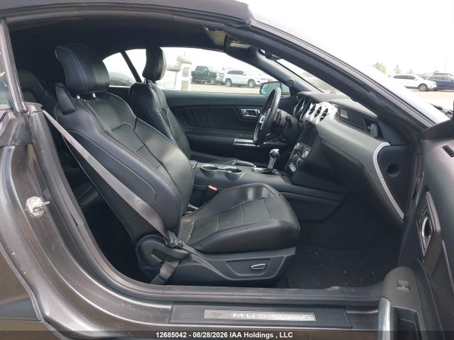 12685042 :رقم المزاد ، 1FATP8UHXF5393496 vin ، 2015 Ford Mustang مزاد بيع