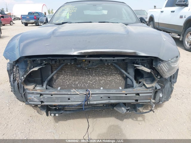 12685042 :رقم المزاد ، 1FATP8UHXF5393496 vin ، 2015 Ford Mustang مزاد بيع