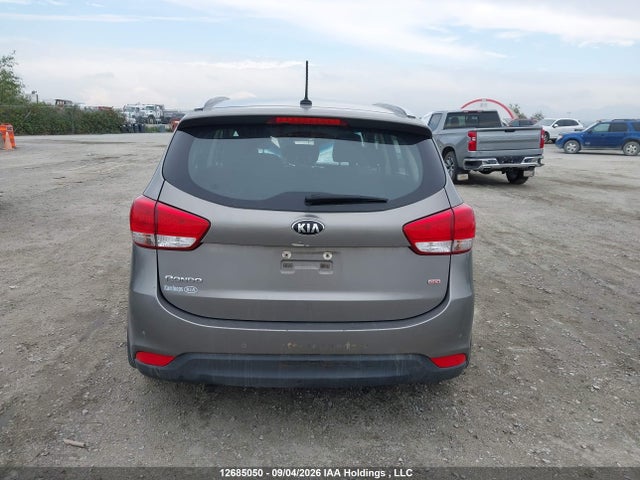 2015 Kia Rondo მანქანა იყიდება აუქციონზე, vin: KNAHT8A34F7093975, აუქციონის ნომერი: 12685050