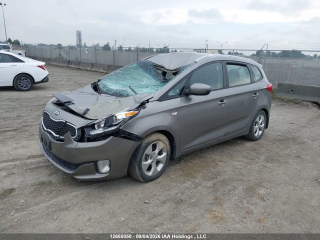 2015 Kia Rondo მანქანა იყიდება აუქციონზე, vin: KNAHT8A34F7093975, აუქციონის ნომერი: 12685050