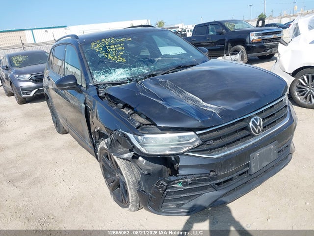 Volkswagen Tiguan Se R-line Black 2023 3VV8B7AXXPM079784 zdjęcie główne