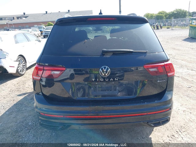 3VV8B7AXXPM079784 Volkswagen Tiguan Se R-line Black