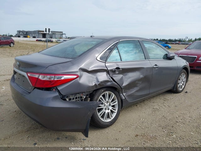 12685054 :رقم المزاد ، 4T1BF1FK1FU956252 vin ، 2015 Toyota Camry Le مزاد بيع
