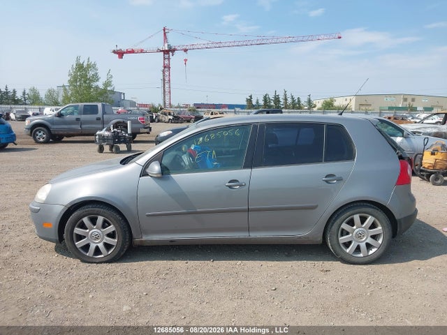 2009 Volkswagen Rabbit 5-door Comfortline/5-door Trendline მანქანა იყიდება აუქციონზე, vin: WVWDA71K39W005839, აუქციონის ნომერი: 12685056