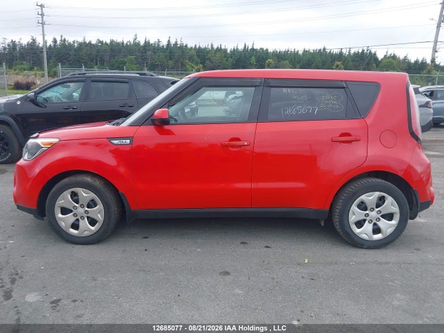 12685077 :رقم المزاد ، KNDJN2A24F7815822 vin ، 2015 Kia Soul Lx/lx+ مزاد بيع