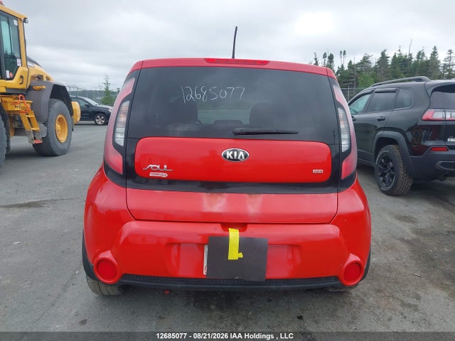 12685077 :رقم المزاد ، KNDJN2A24F7815822 vin ، 2015 Kia Soul Lx/lx+ مزاد بيع