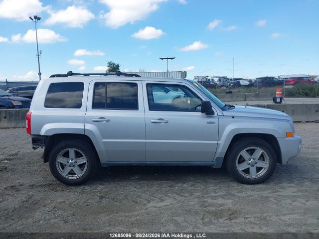 2010 Jeep Patriot Sport/north მანქანა იყიდება აუქციონზე, vin: 1J4NF2GB5AD525454, აუქციონის ნომერი: 12685096