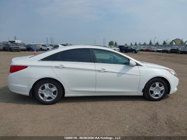 2011 Hyundai Sonata Gls მანქანა იყიდება აუქციონზე, vin: 5NPEB4AC1BH266939, აუქციონის ნომერი: 12685116