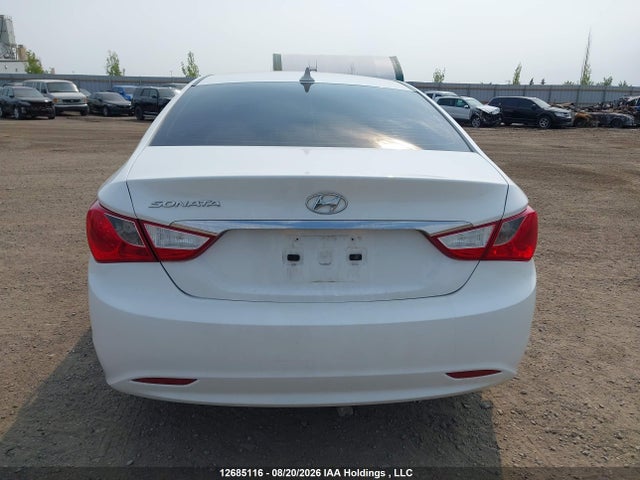 2011 Hyundai Sonata Gls მანქანა იყიდება აუქციონზე, vin: 5NPEB4AC1BH266939, აუქციონის ნომერი: 12685116