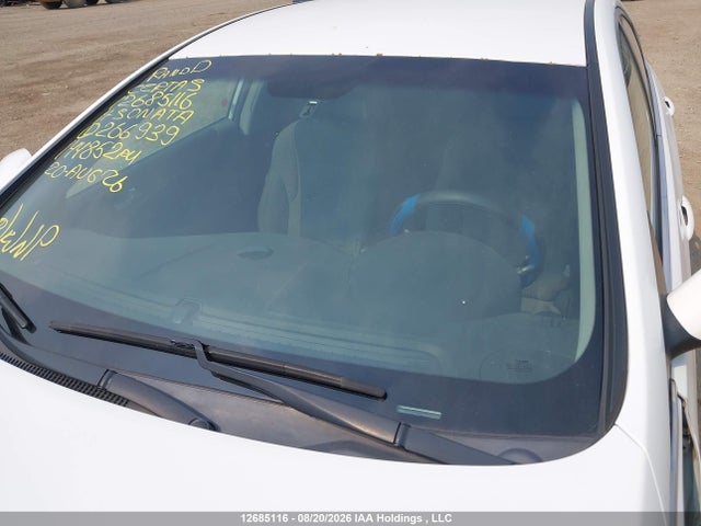 2011 Hyundai Sonata Gls მანქანა იყიდება აუქციონზე, vin: 5NPEB4AC1BH266939, აუქციონის ნომერი: 12685116