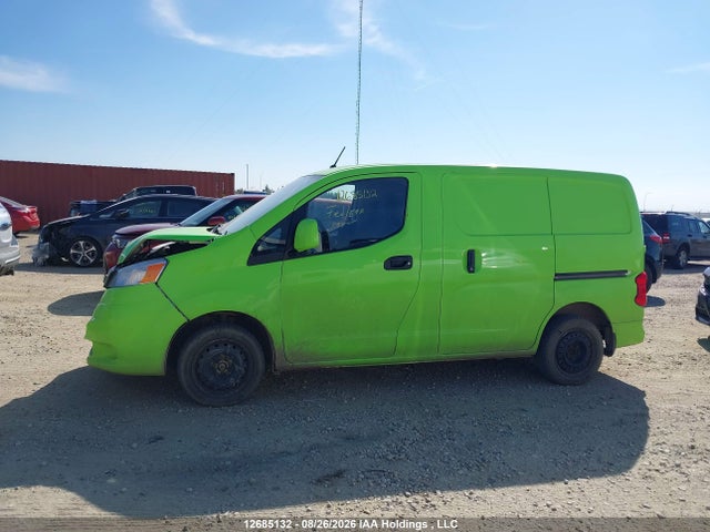 3N6CM0KN0HK718577 Nissan Nv200 2.5s/2.5sv