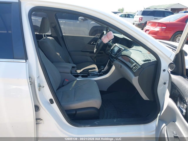 1HGCR2F31HA807974 Honda ACCORD LX