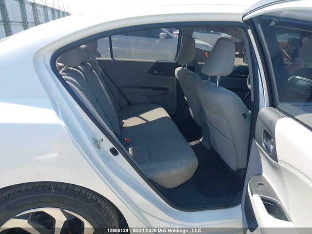 1HGCR2F31HA807974 Honda ACCORD LX