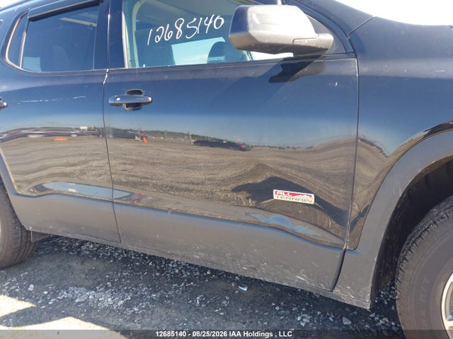 1GKKNTLS3KZ237366 GMC Acadia Sle-2