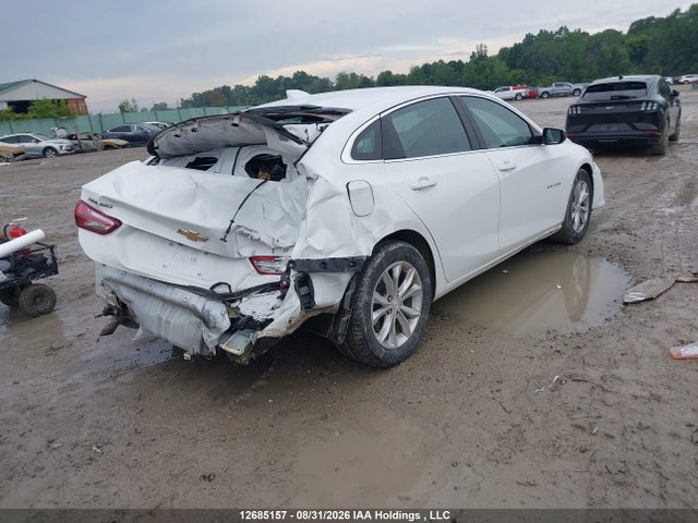 Chevrolet Malibu 2021 1G1ZD5ST1MF069243 Image 4