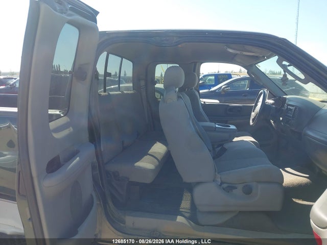 12685170 :رقم المزاد ، 2FTRX18WX4CA58696 vin ، 2004 Ford F-150 Heritage Classic مزاد بيع