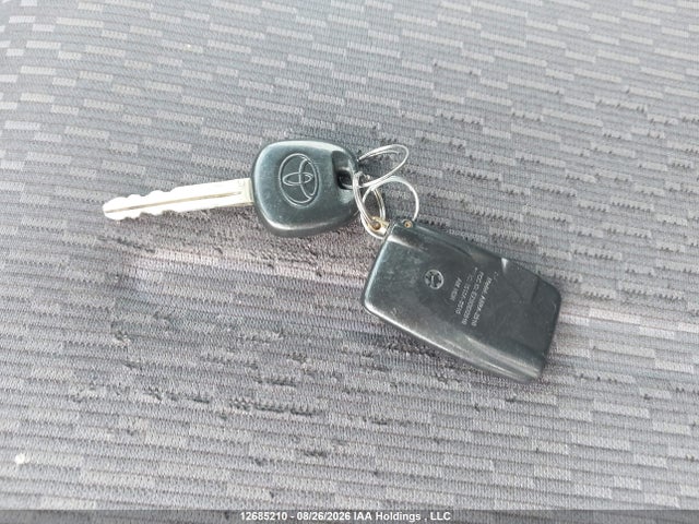 2012 Toyota Yaris მანქანა იყიდება აუქციონზე, vin: JTDBT4K32CL029887, აუქციონის ნომერი: 12685210