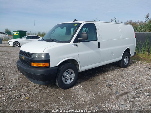 Chevrolet Express G2500 2020 1GCWGAFP3L1245471 Image 2