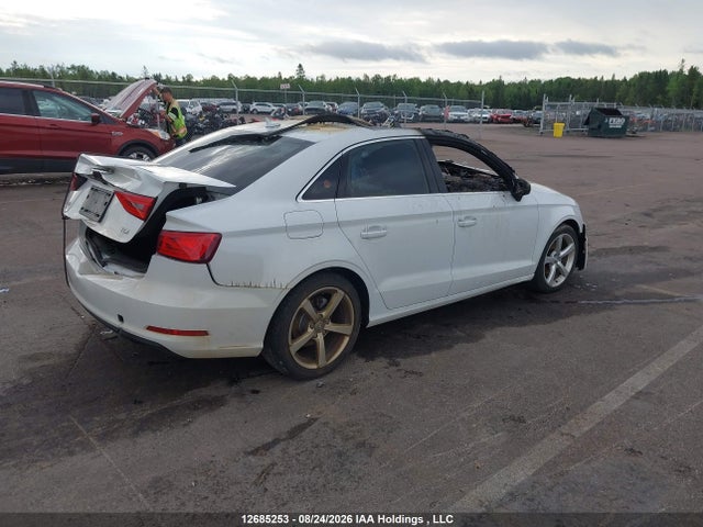 Продаж на аукціоні авто 2015 Audi A3 Premium, vin: WAUAJRFFXF1097323, номер лоту: 12685253